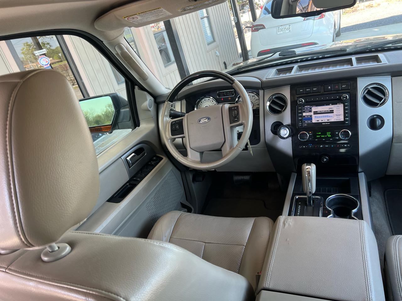 Ford Expedition  2011