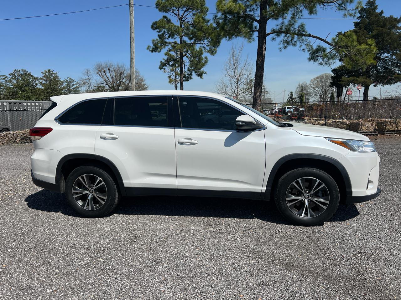 Toyota Highlander  2019