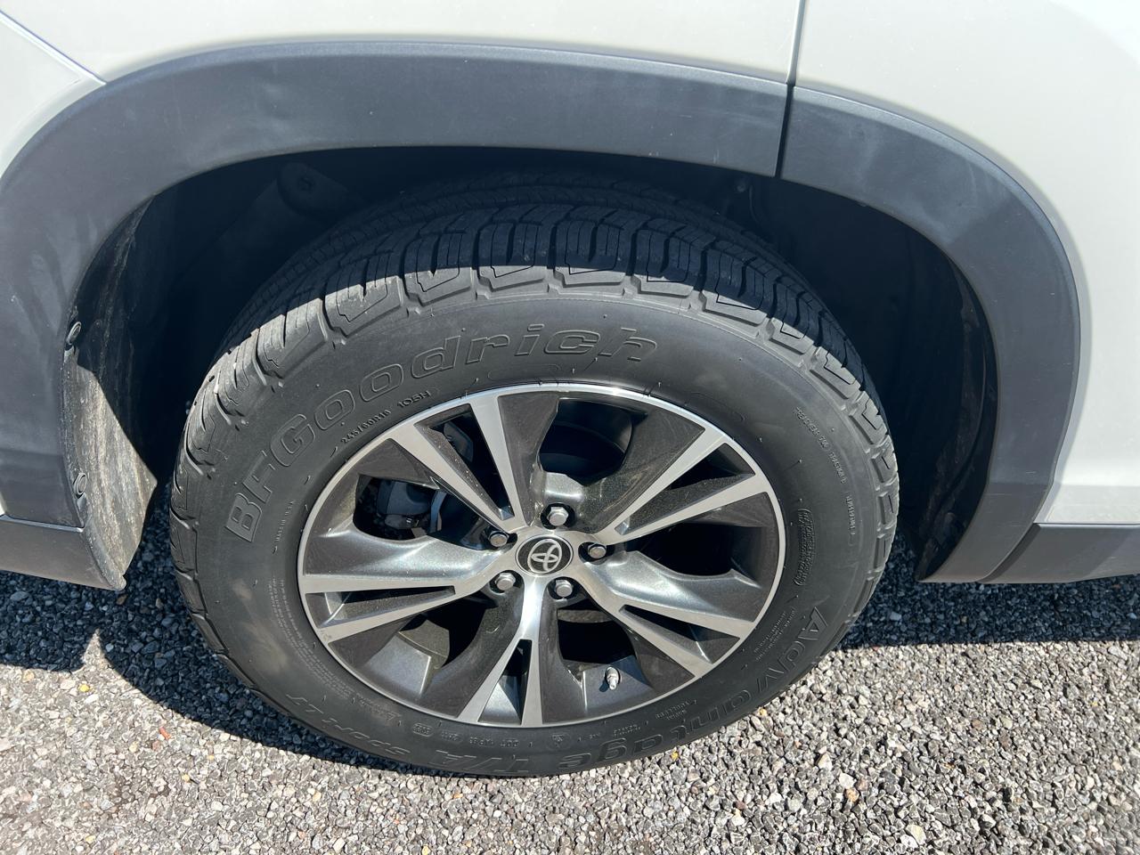 Toyota Highlander  2019