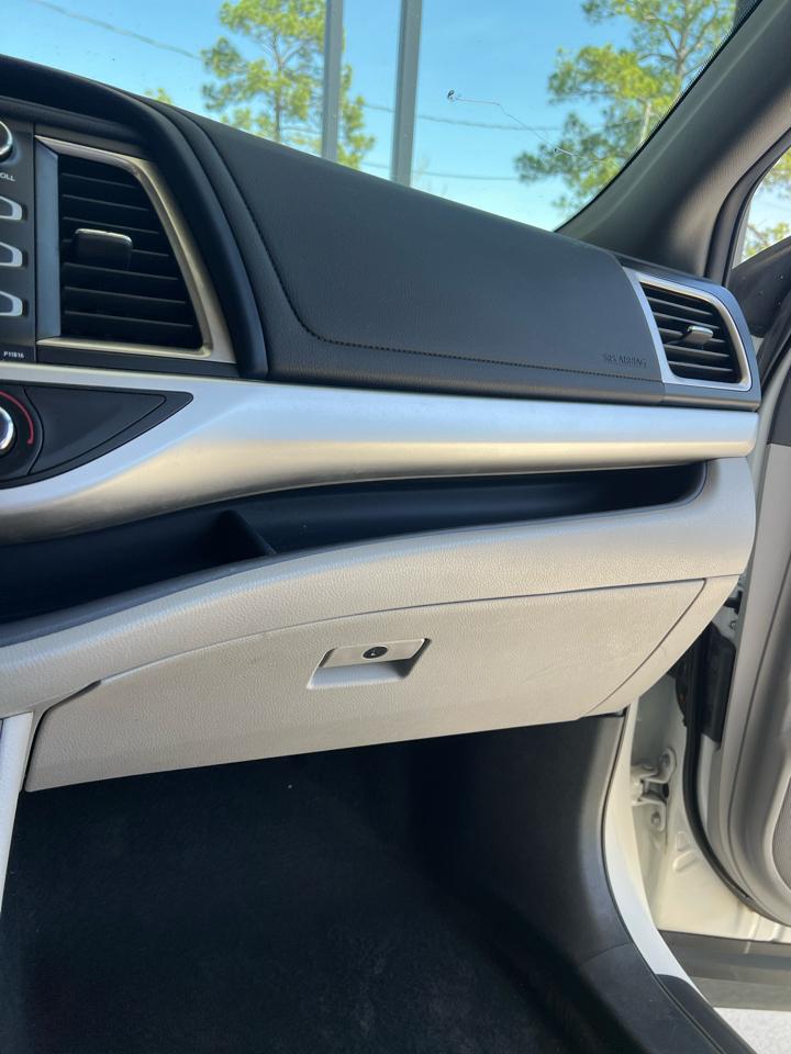 Toyota Highlander  2019