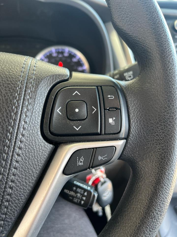 Toyota Highlander  2019