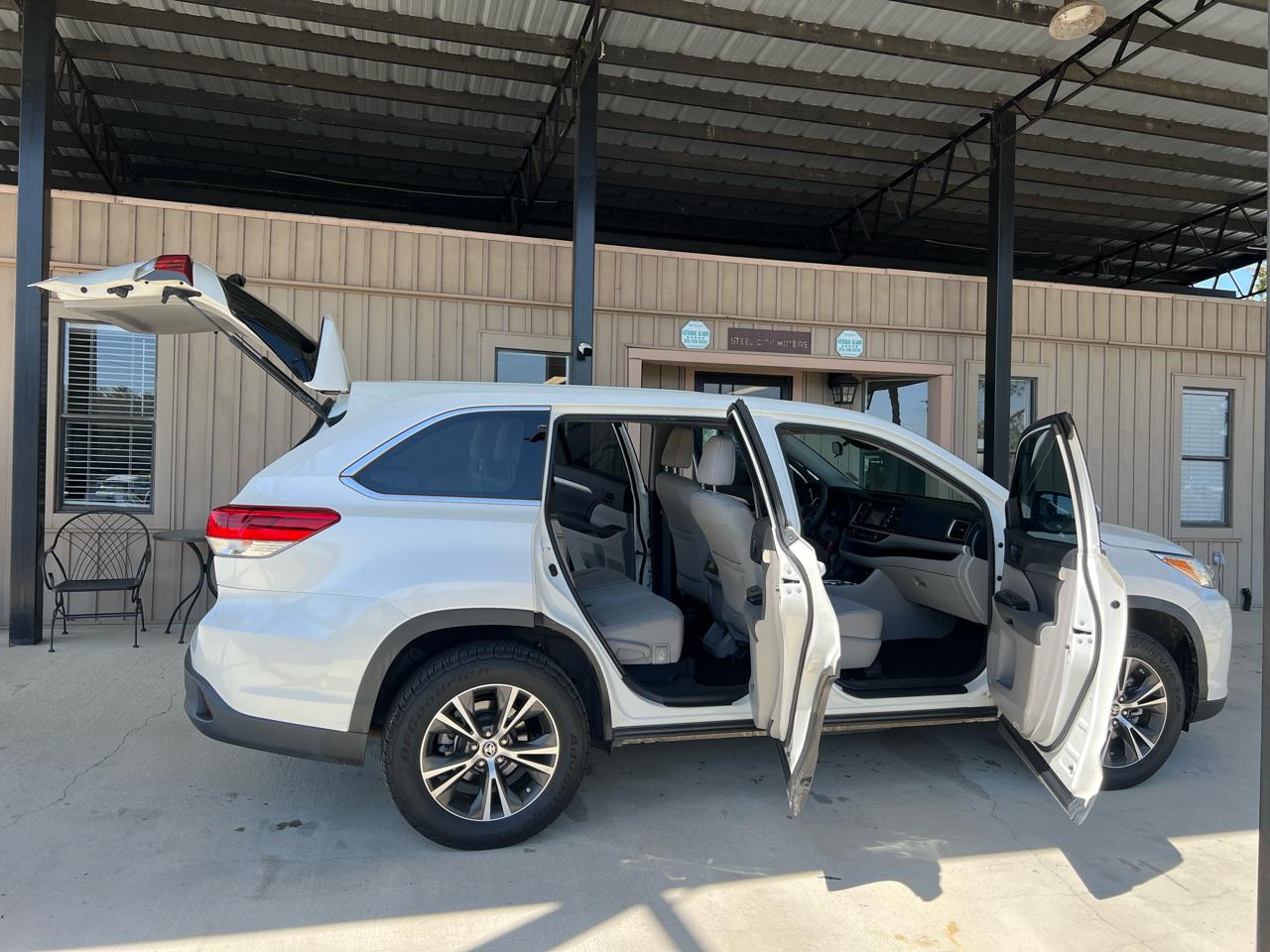 Toyota Highlander  2019