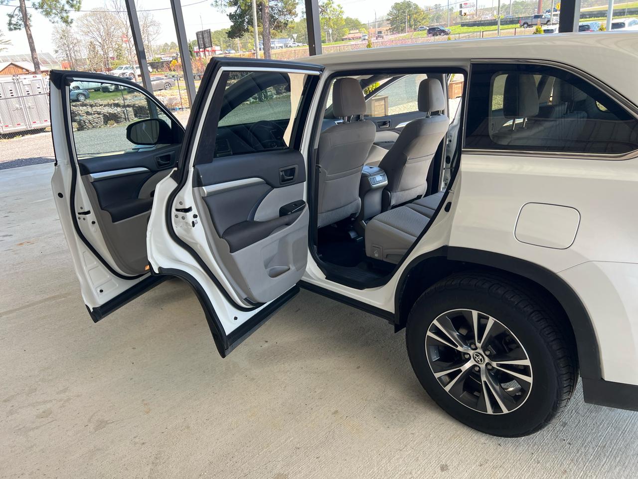 Toyota Highlander  2019