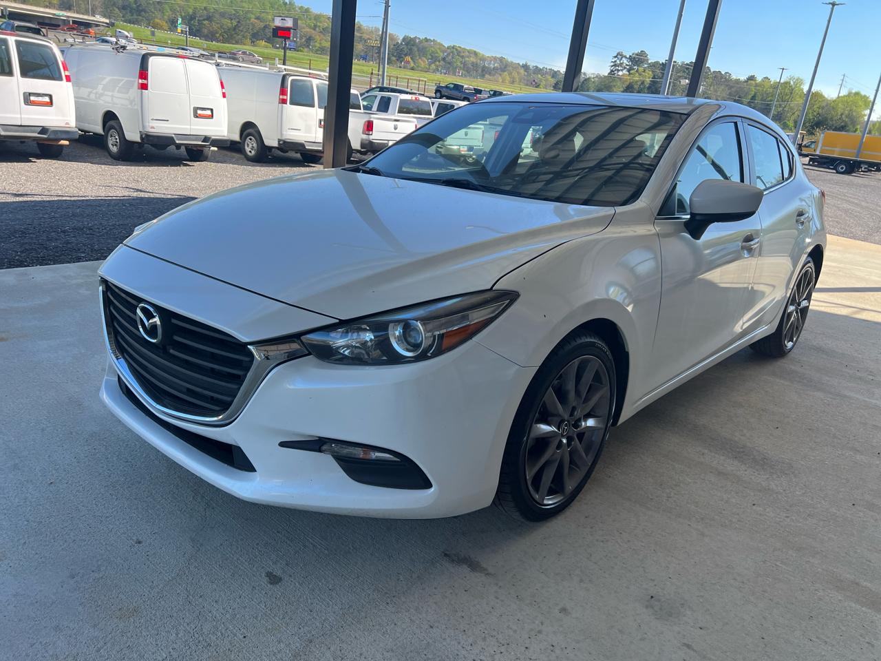 Mazda MAZDA3  2018
