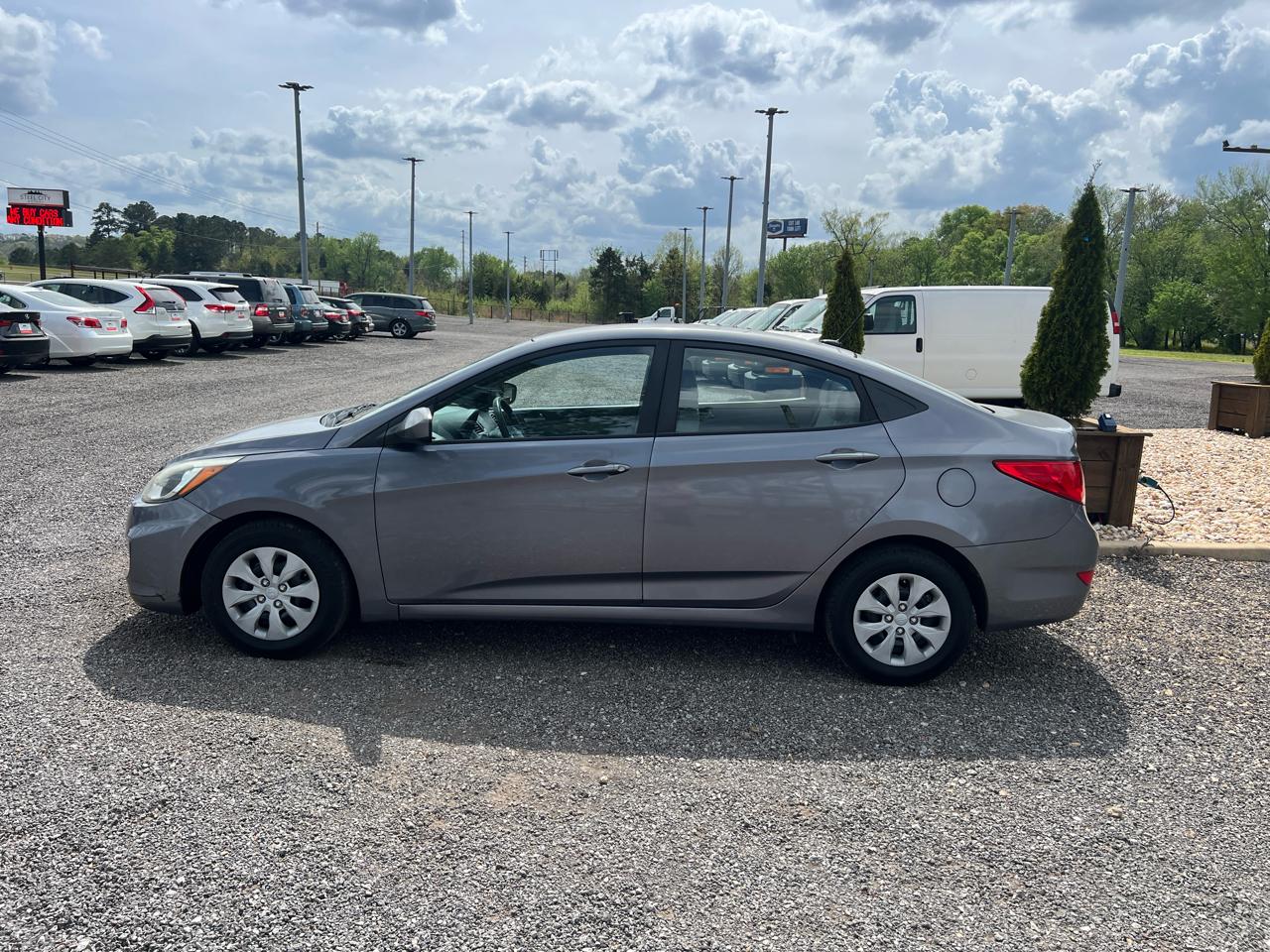 Hyundai Accent  2016