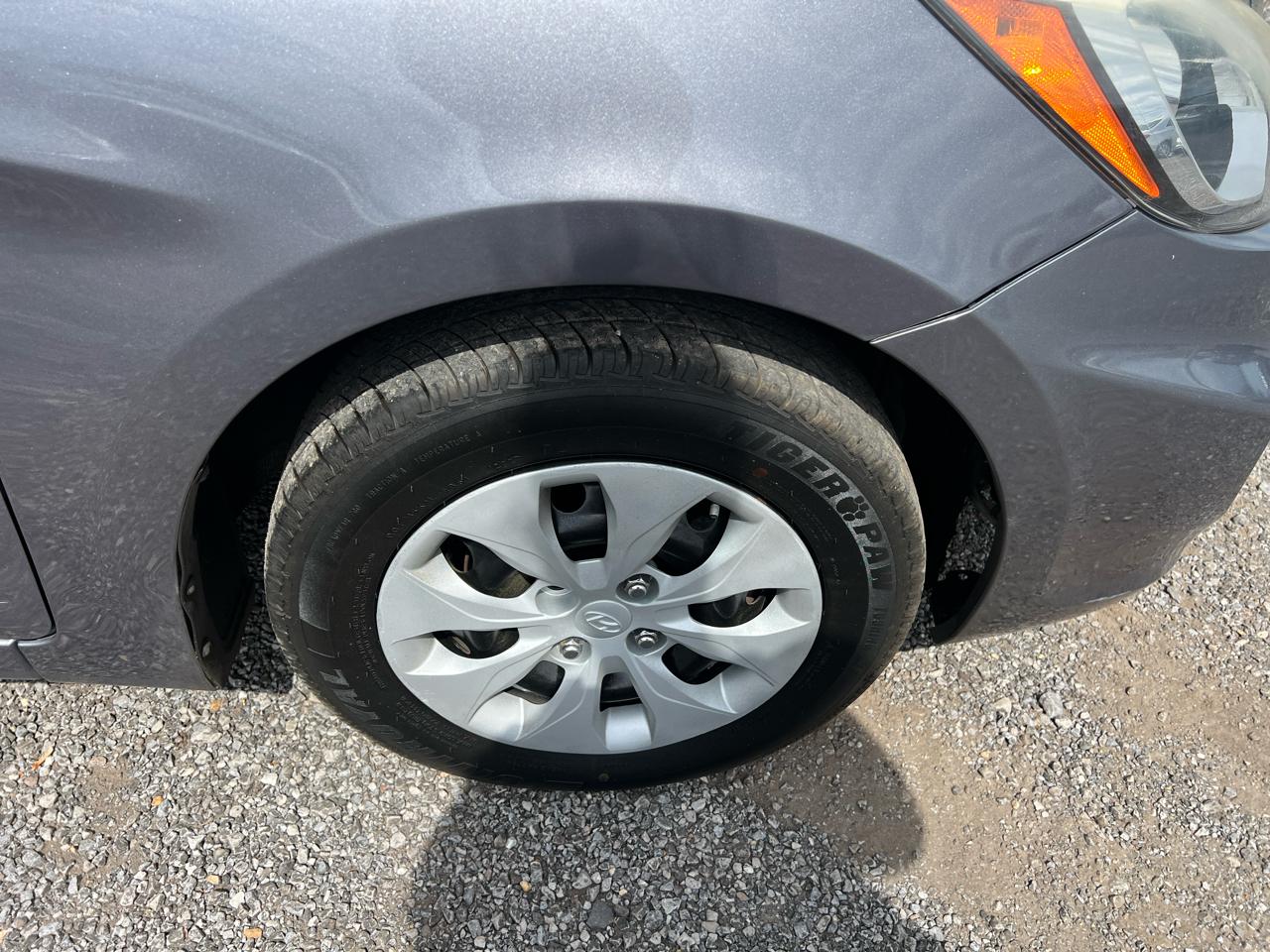 Hyundai Accent  2016