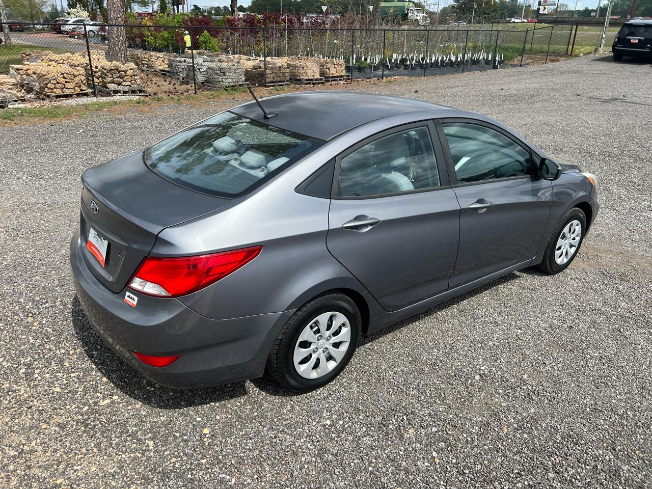 Hyundai Accent  2016