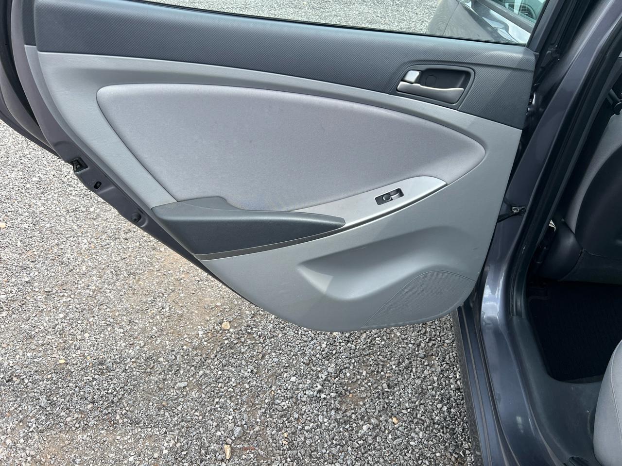 Hyundai Accent  2016