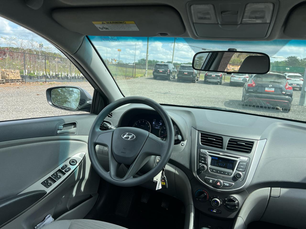 Hyundai Accent  2016