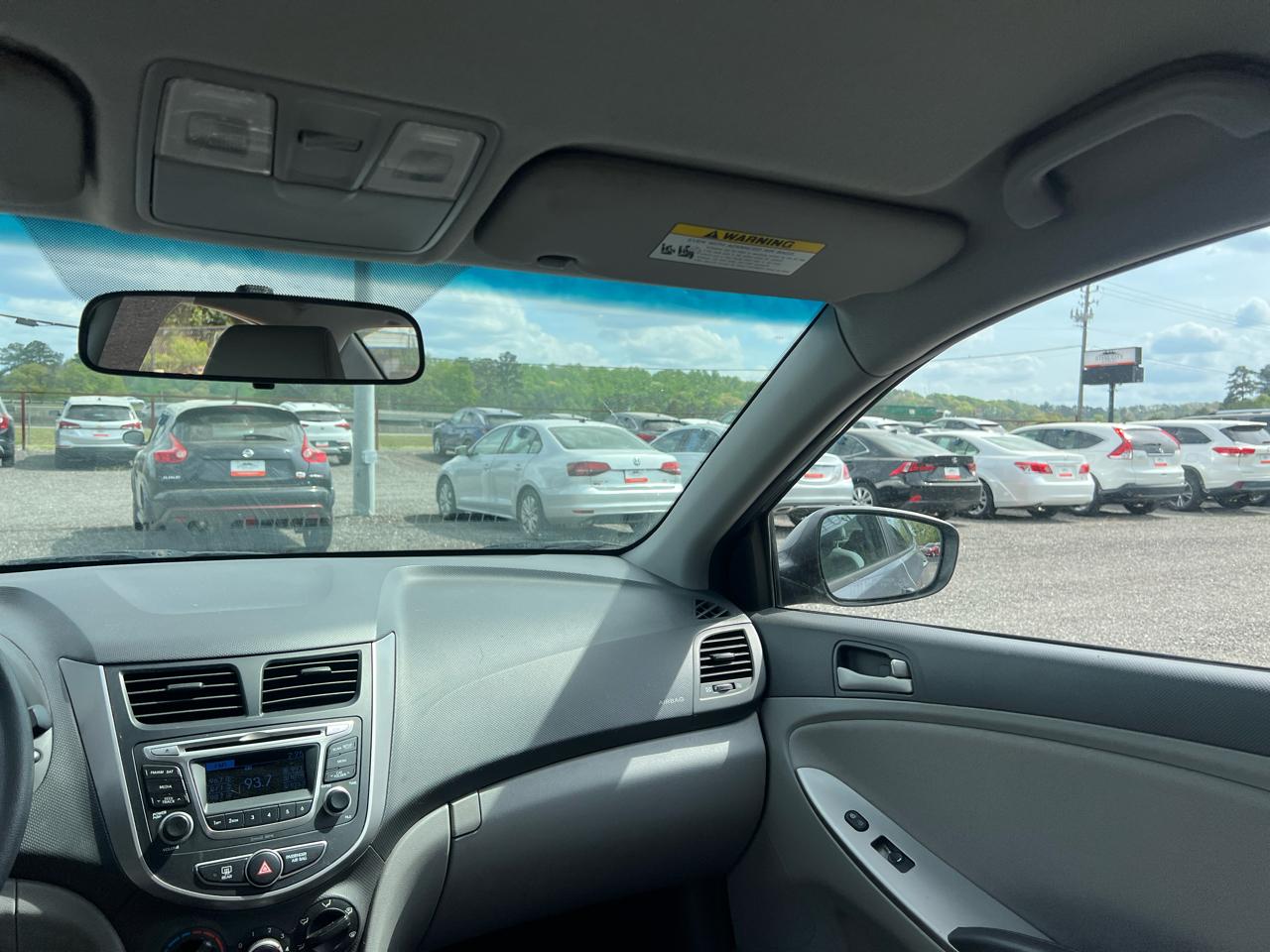 Hyundai Accent  2016