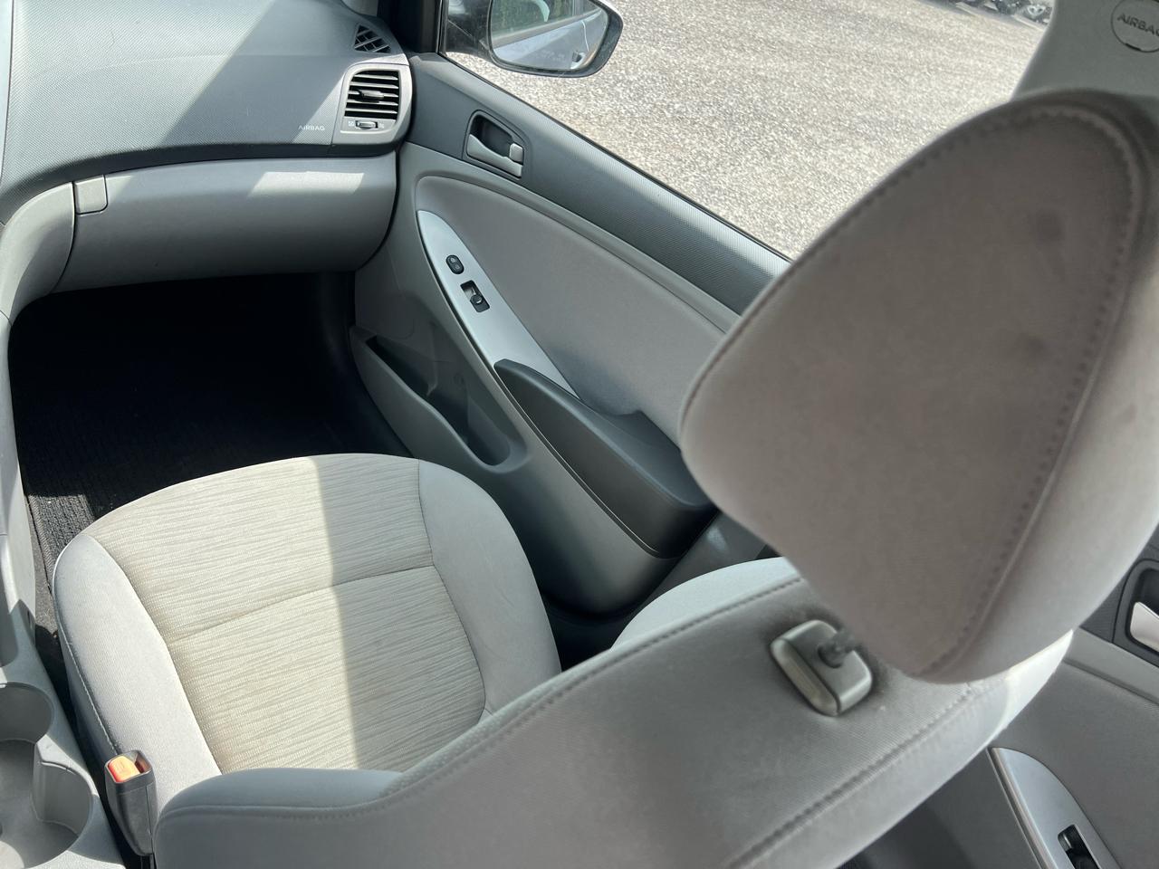 Hyundai Accent  2016