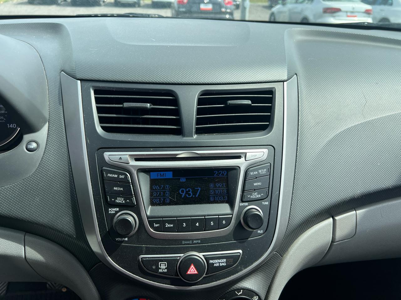 Hyundai Accent  2016