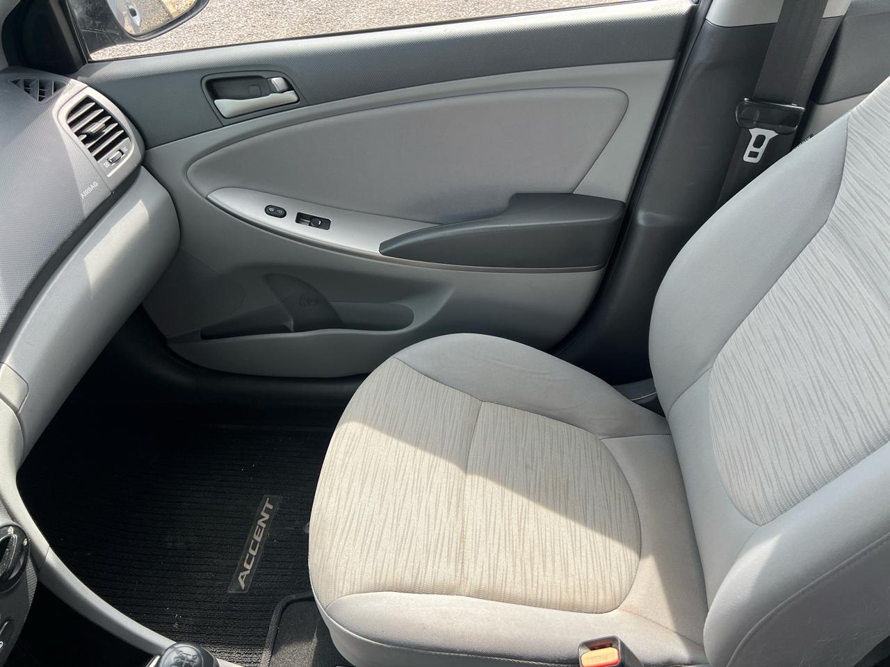 Hyundai Accent  2016