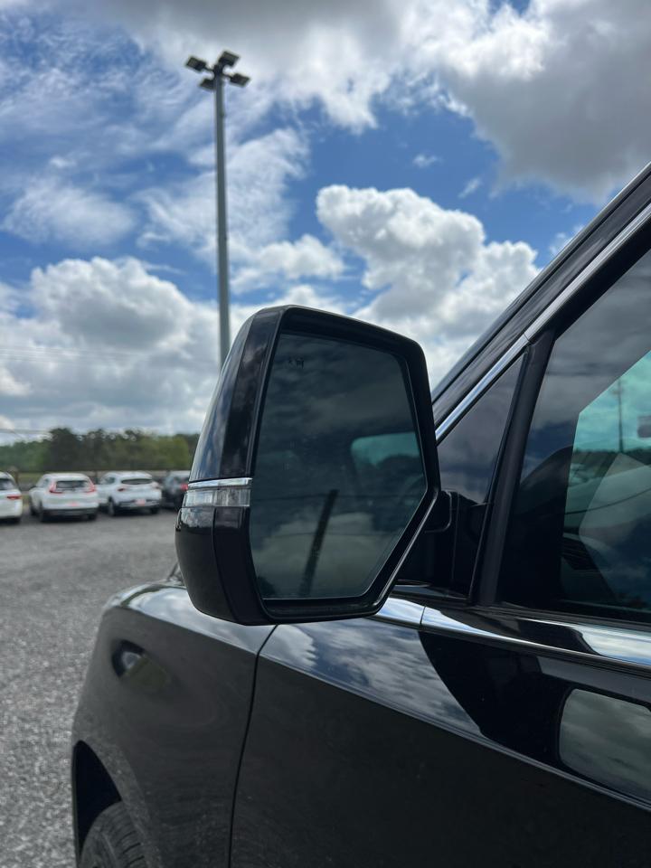 Cadillac Escalade  2018