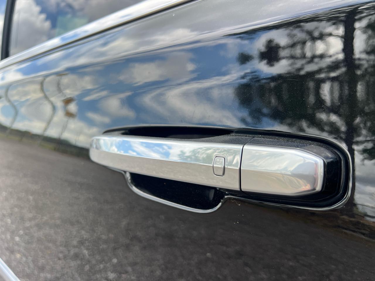 Cadillac Escalade  2018