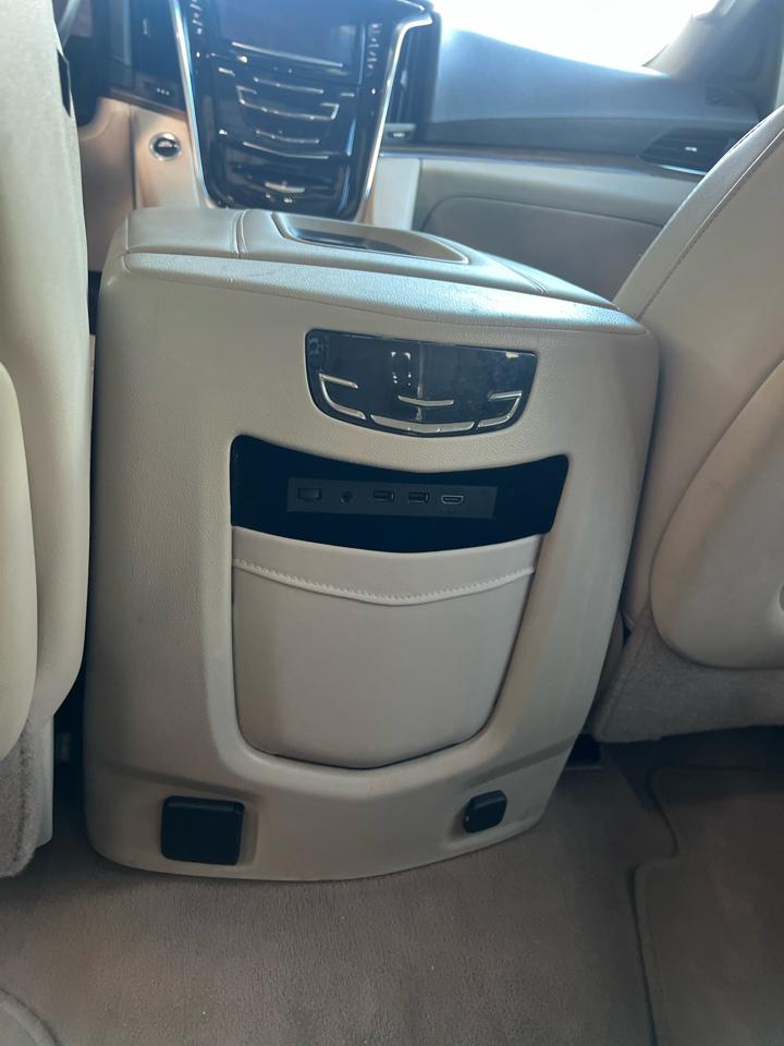 Cadillac Escalade  2018