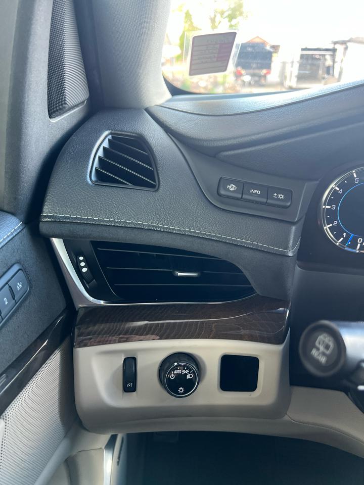 Cadillac Escalade  2018