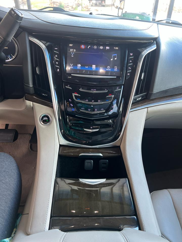 Cadillac Escalade  2018