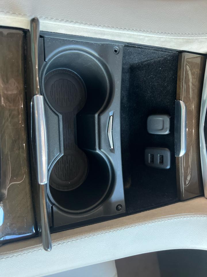 Cadillac Escalade  2018