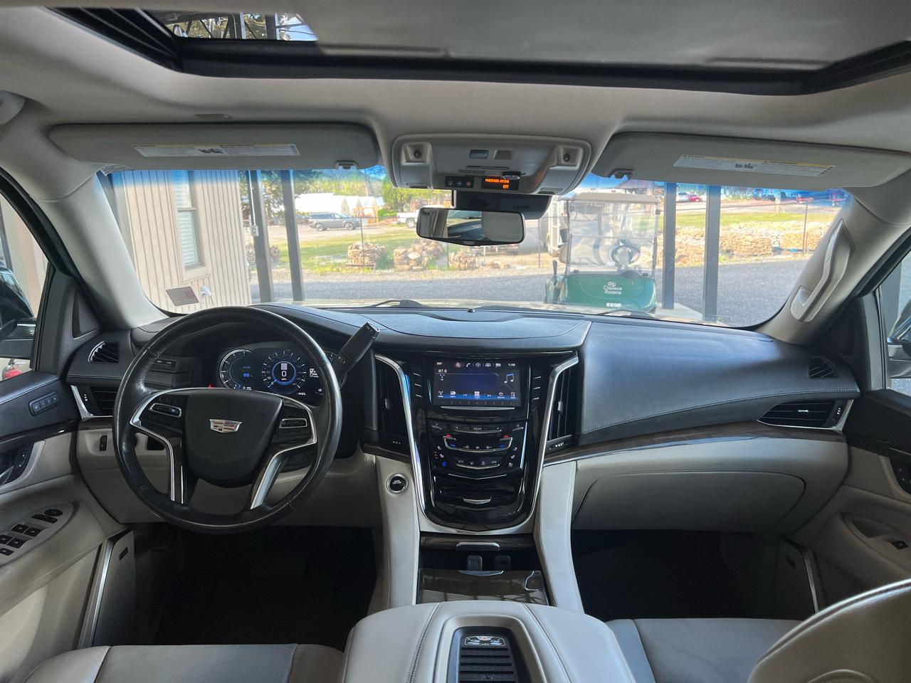 Cadillac Escalade  2018