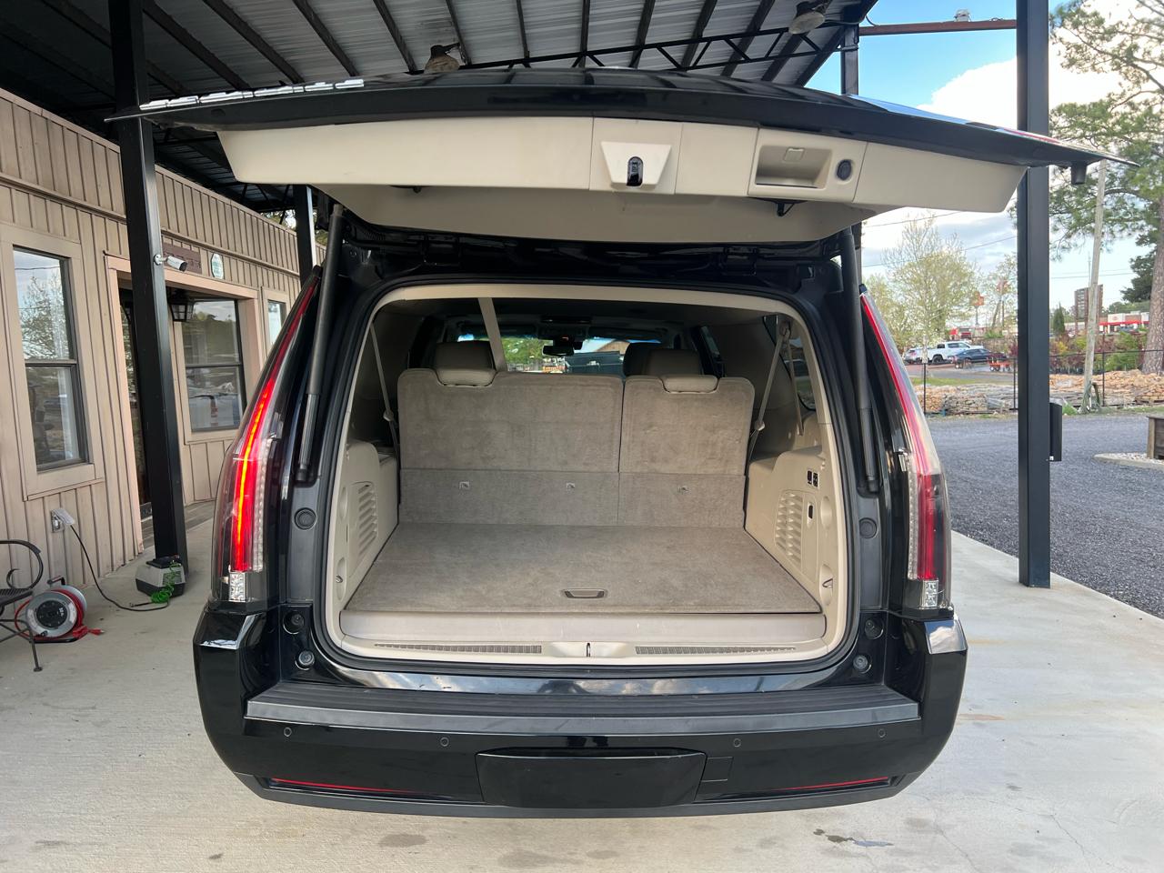 Cadillac Escalade  2018
