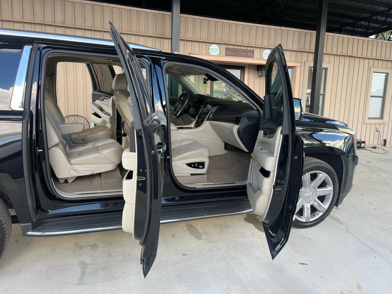 Cadillac Escalade  2018