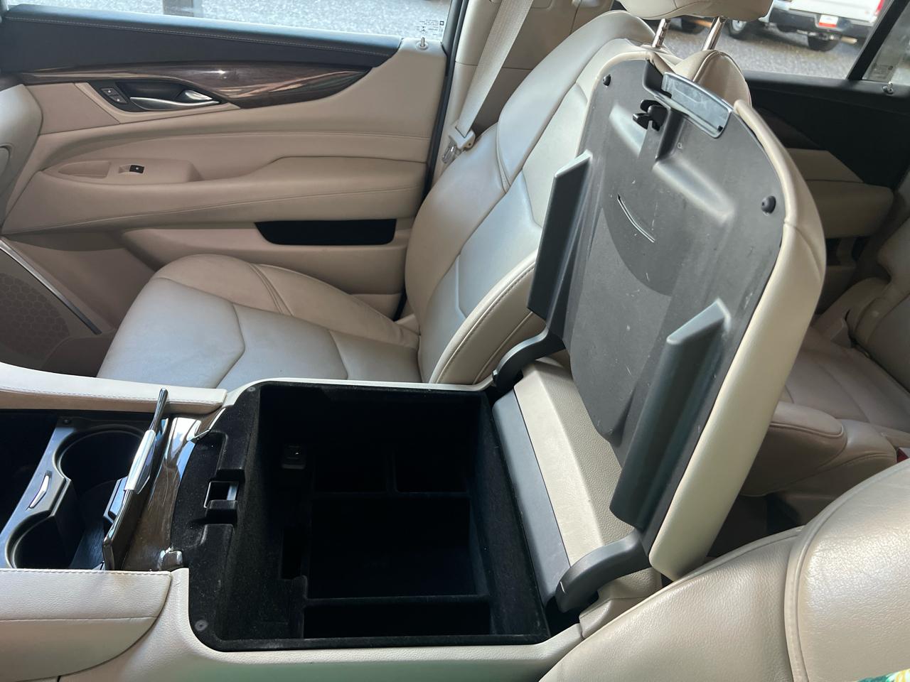 Cadillac Escalade  2018