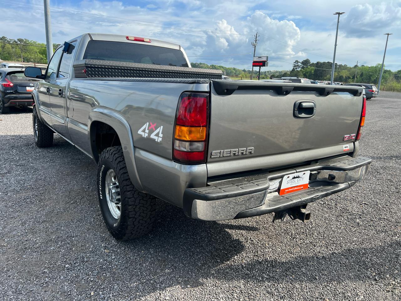 GMC Sierra Classic 2500HD  2007