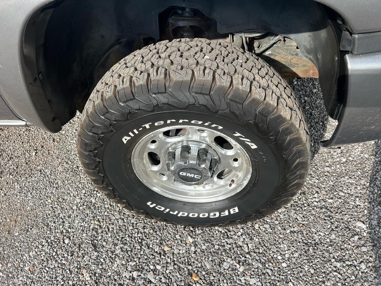 GMC Sierra Classic 2500HD  2007