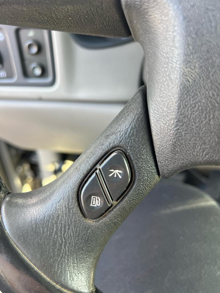 GMC Sierra Classic 2500HD  2007