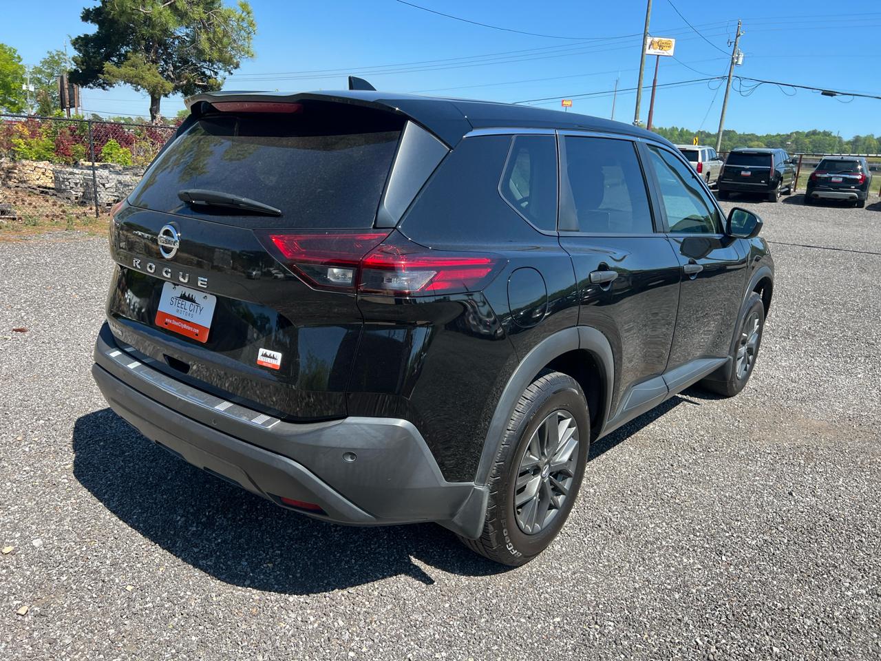 Nissan Rogue  2021