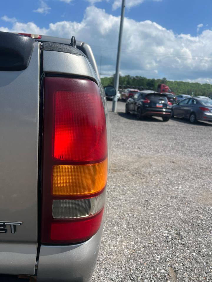 Chevrolet Silverado 1500  2001