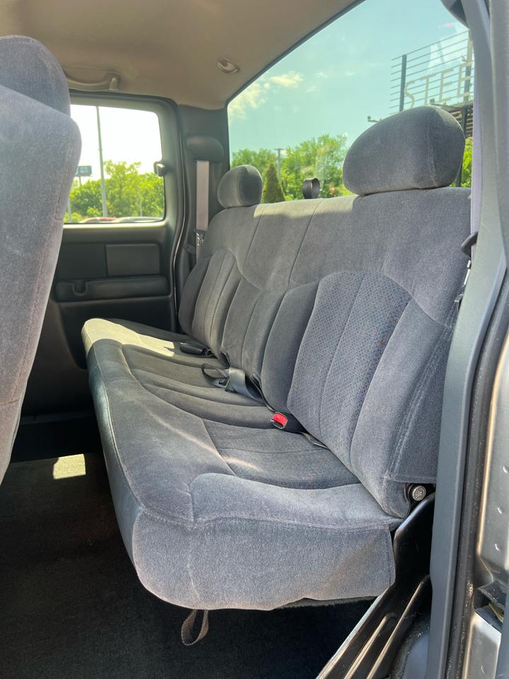 Chevrolet Silverado 1500  2001