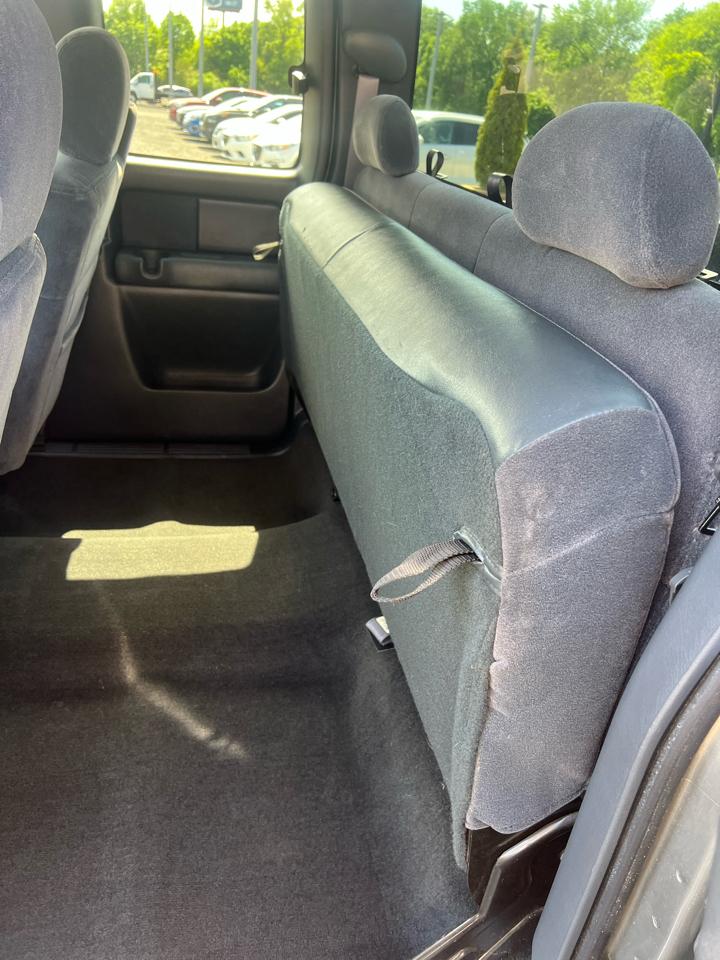 Chevrolet Silverado 1500  2001