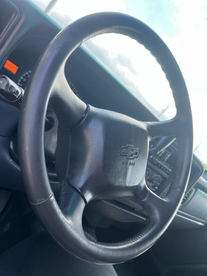 Chevrolet Silverado 1500  2001