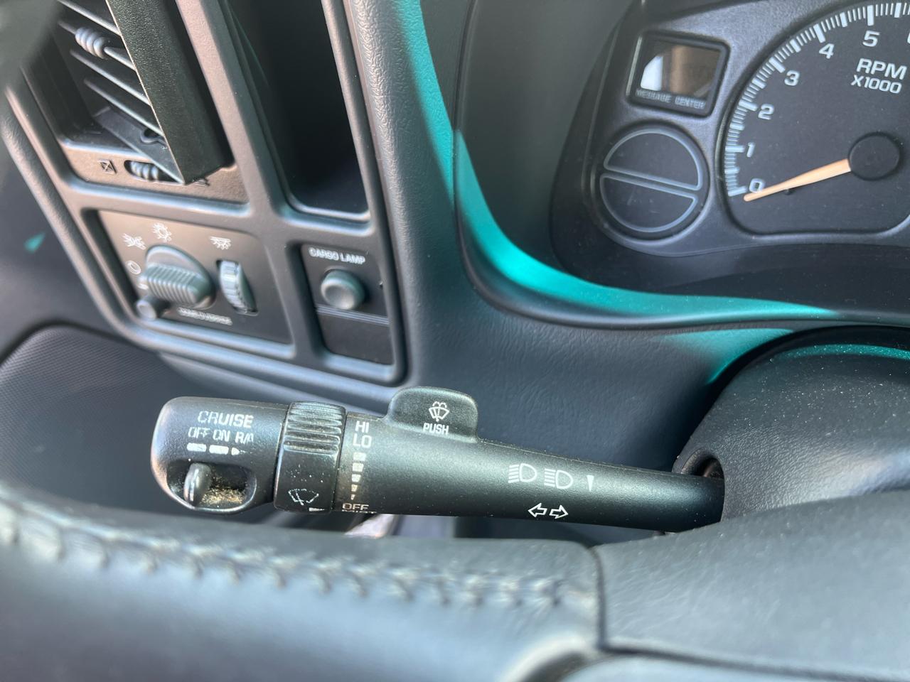 Chevrolet Silverado 1500  2001