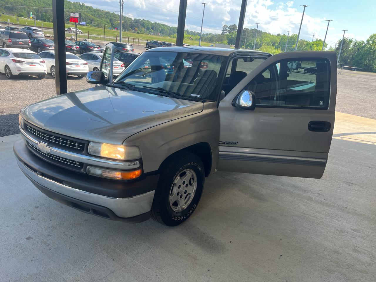 Chevrolet Silverado 1500  2001