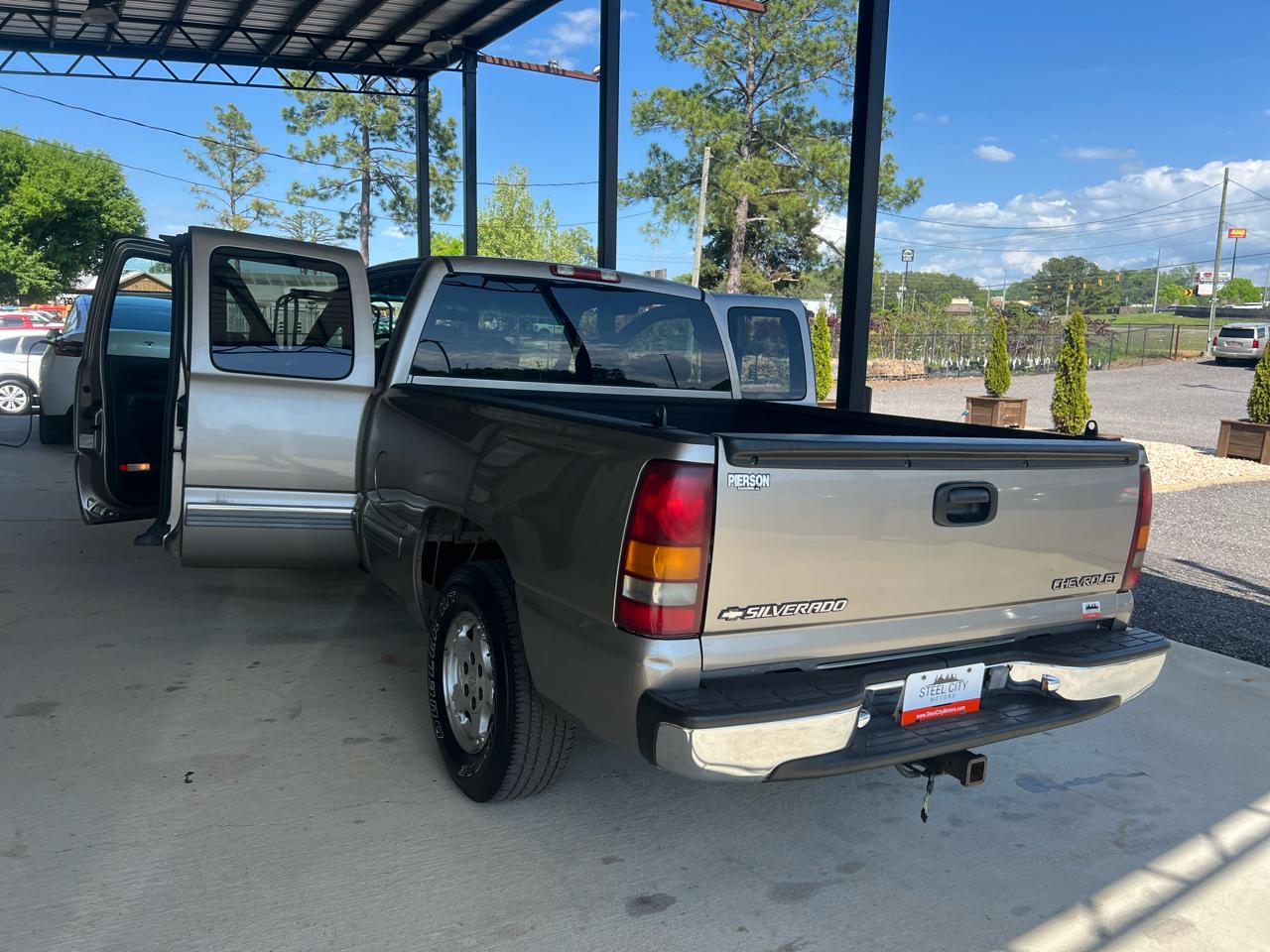 Chevrolet Silverado 1500  2001