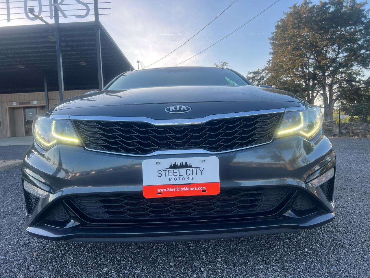 Kia Optima  2020