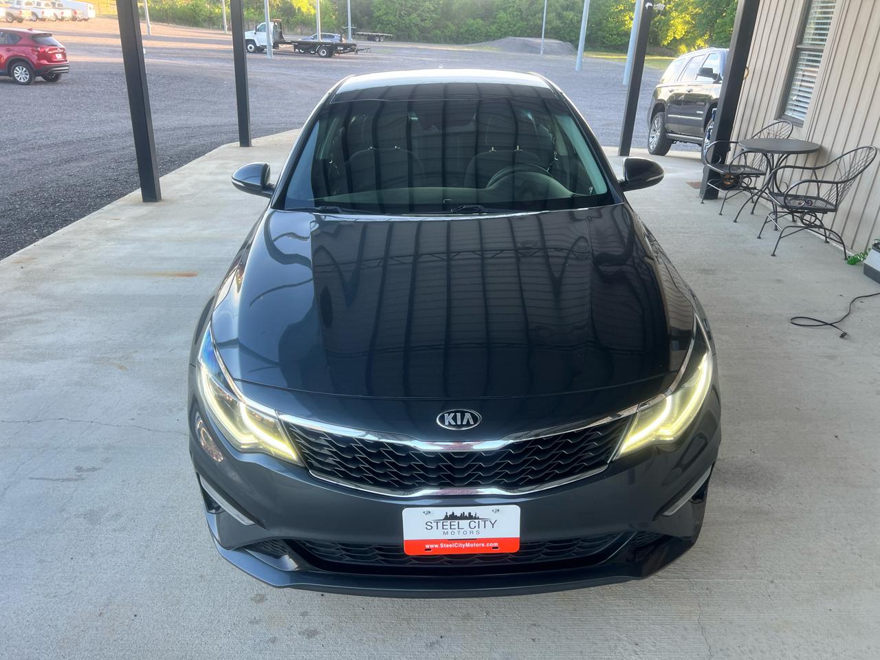 Kia Optima  2020