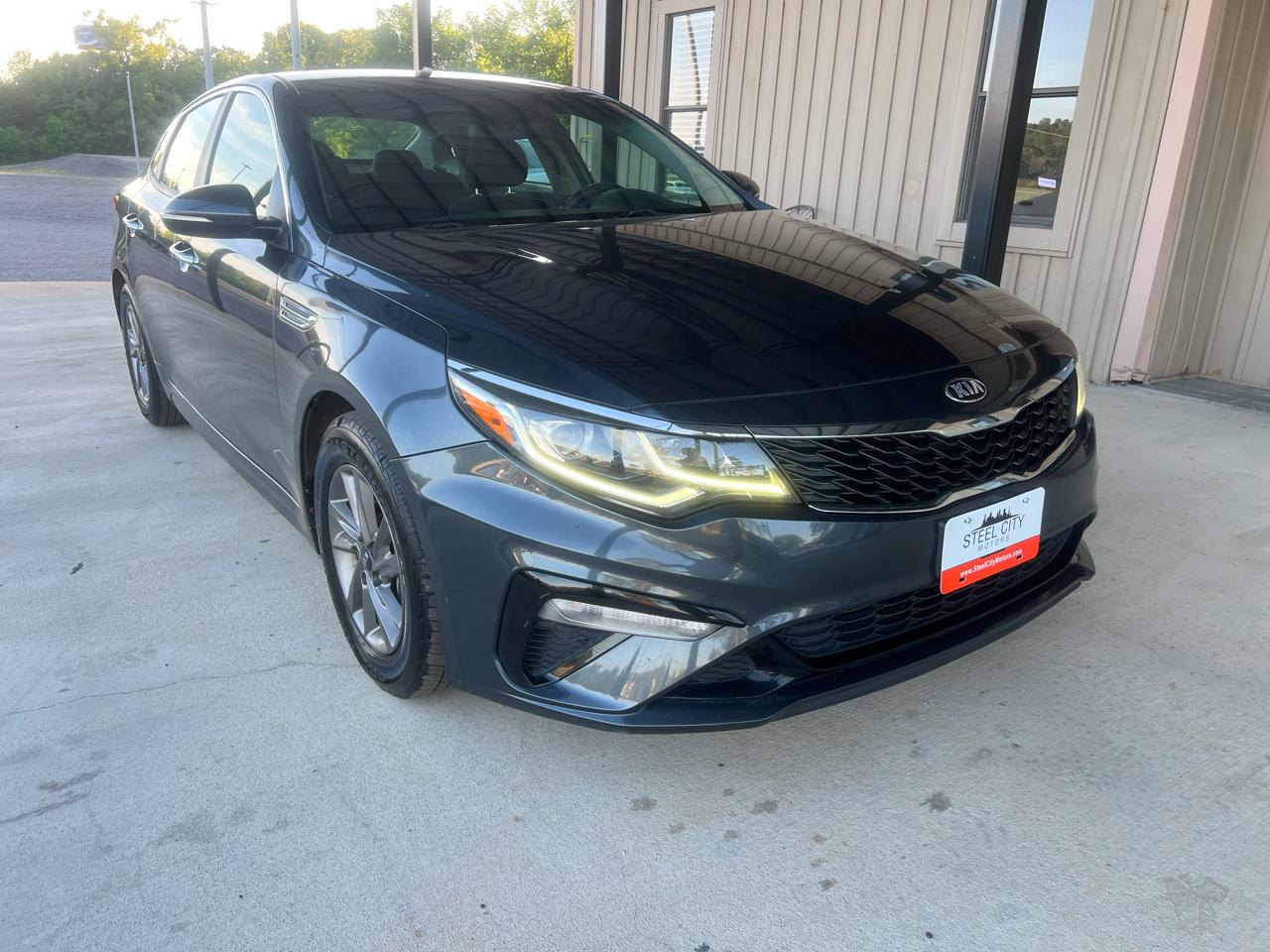 Kia Optima  2020