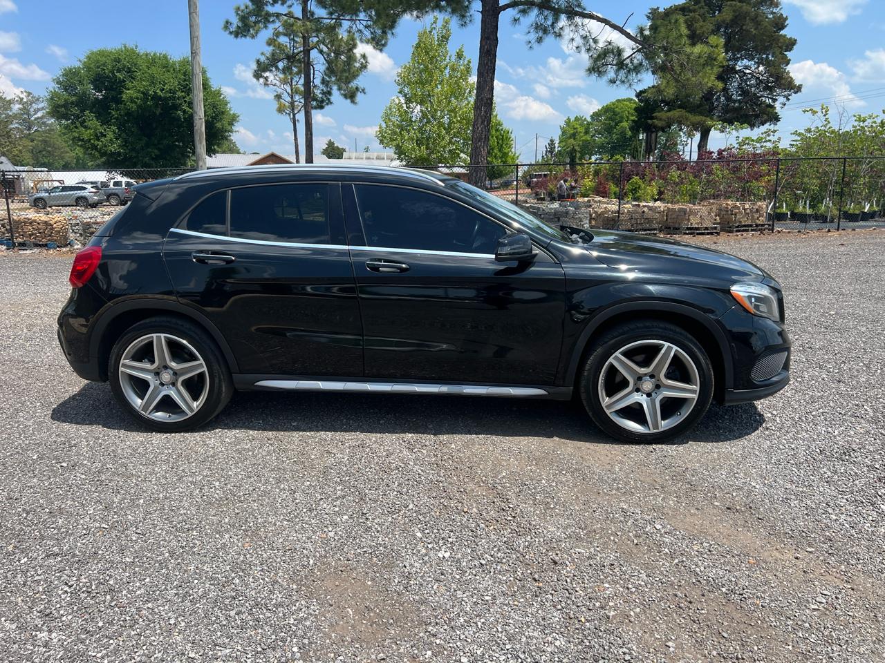 Mercedes-Benz GLA-Class  2015