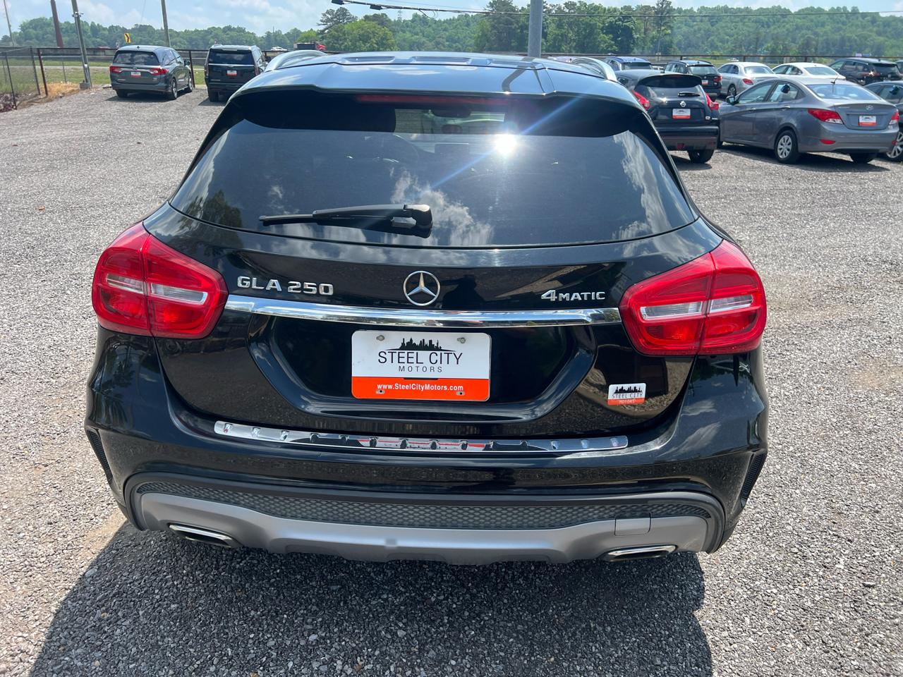 Mercedes-Benz GLA-Class  2015