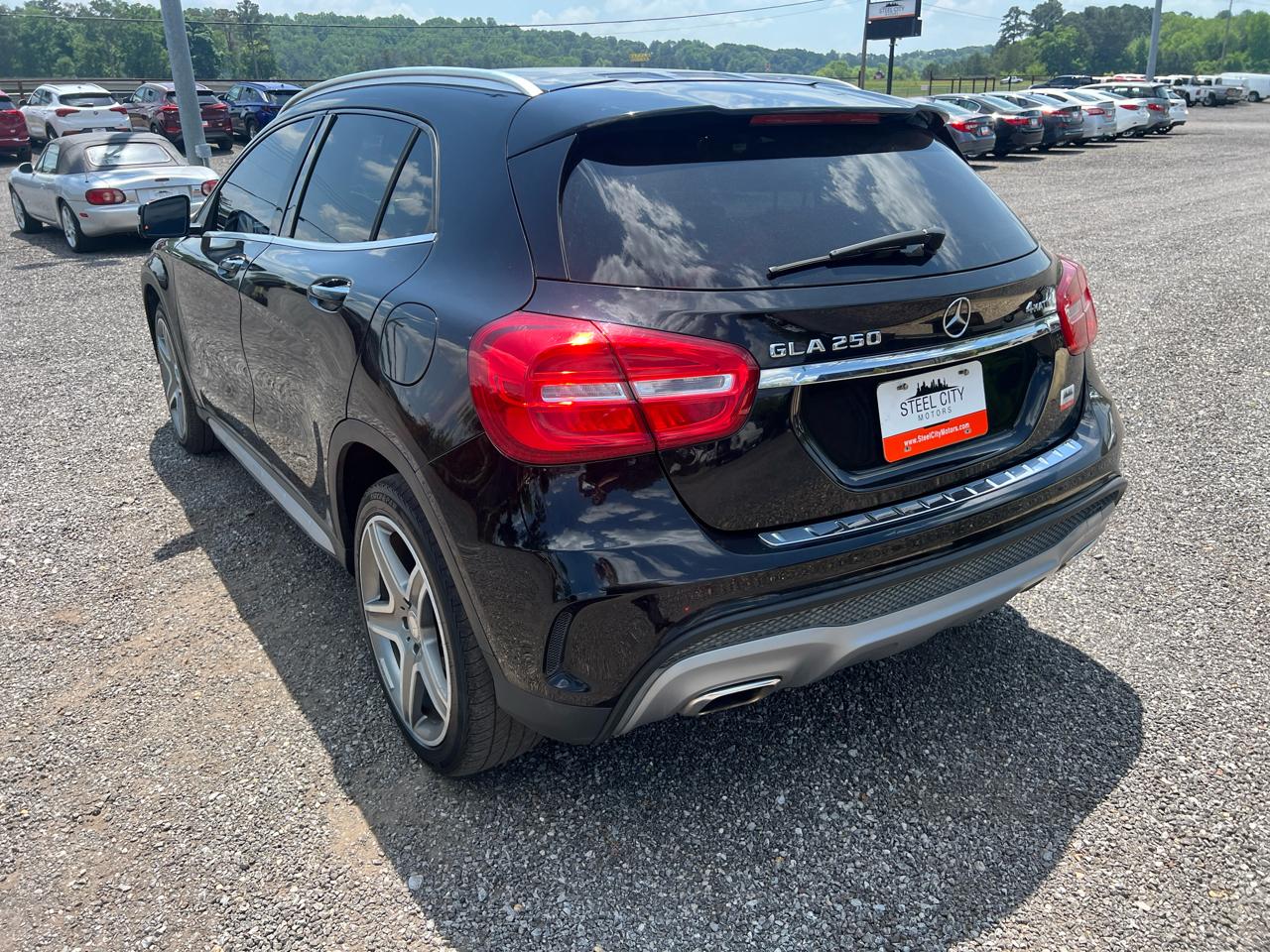Mercedes-Benz GLA-Class  2015