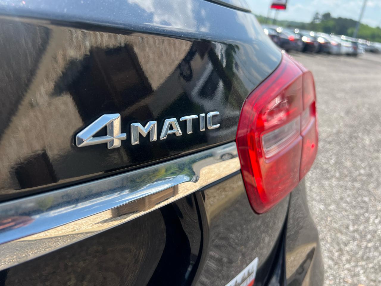 Mercedes-Benz GLA-Class  2015