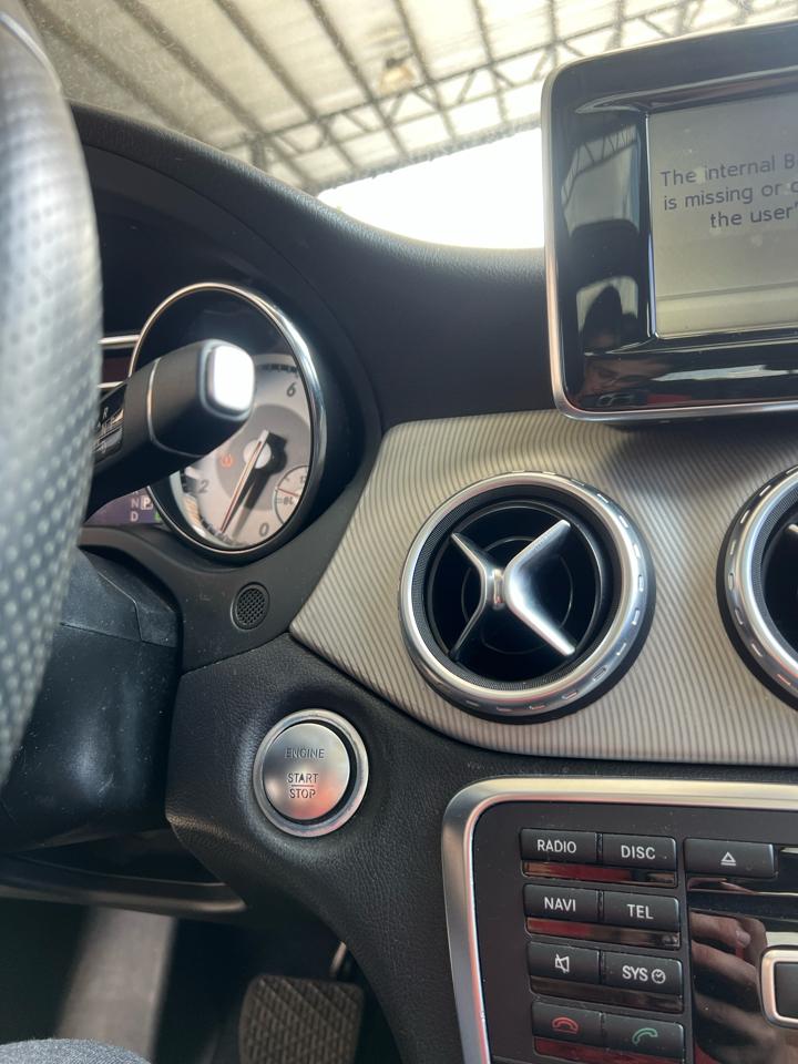 Mercedes-Benz GLA-Class  2015