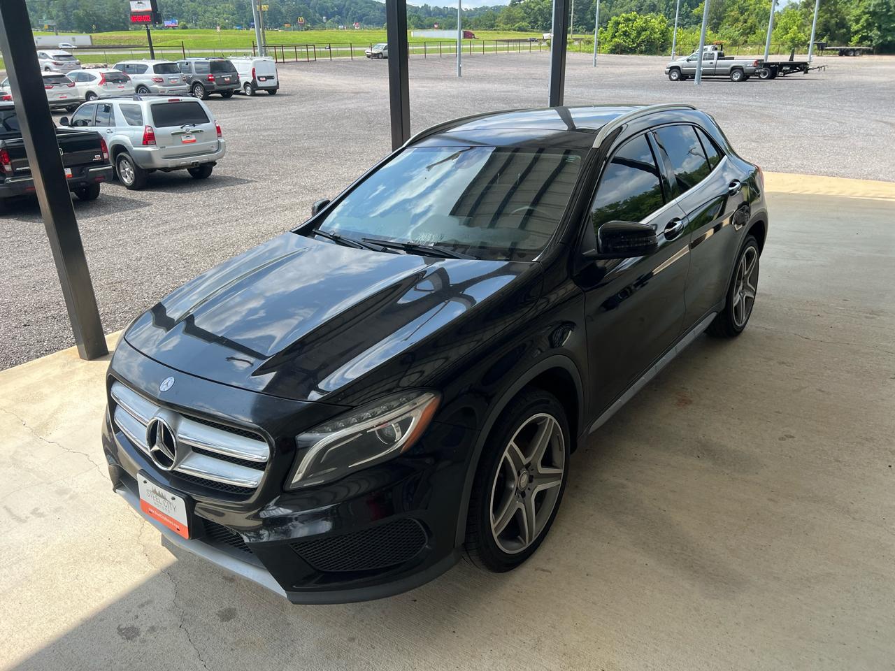 Mercedes-Benz GLA-Class  2015