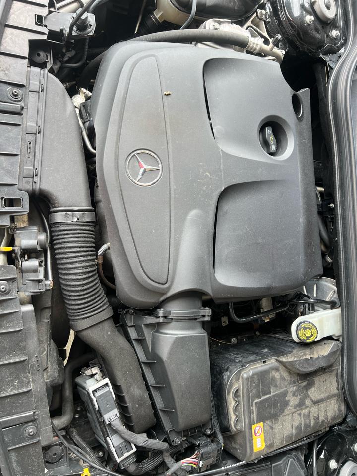 Mercedes-Benz GLA-Class  2015