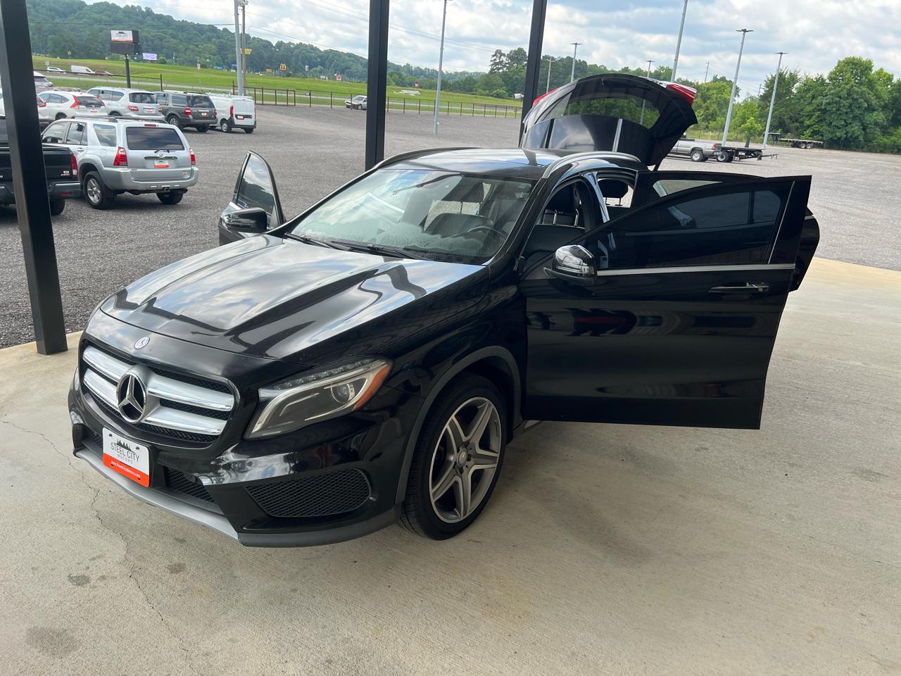 Mercedes-Benz GLA-Class  2015