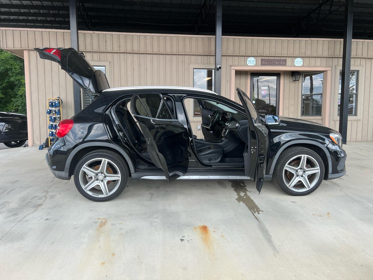 Mercedes-Benz GLA-Class  2015